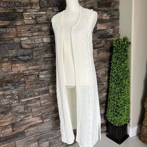 Almost Famous White Faux Floral Accent